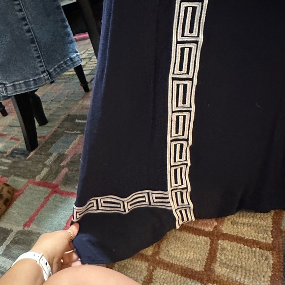 3 Crown & Ivy dresses - Picture 2 of 11